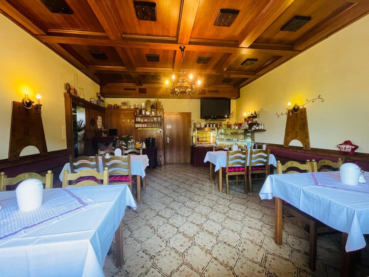 Alpenpension Gasthof Раттен Экстерьер фото
