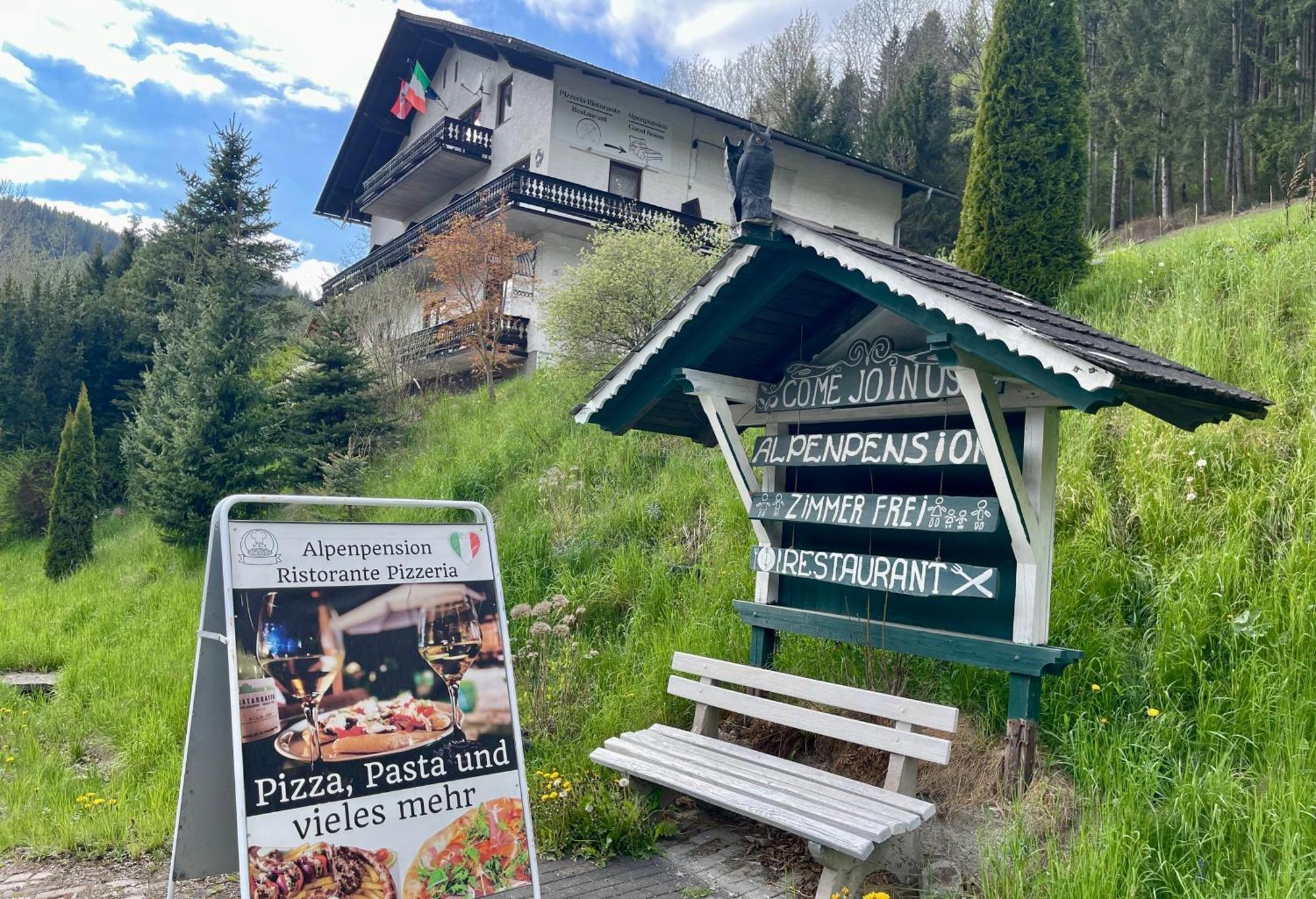 Alpenpension Gasthof Раттен Экстерьер фото